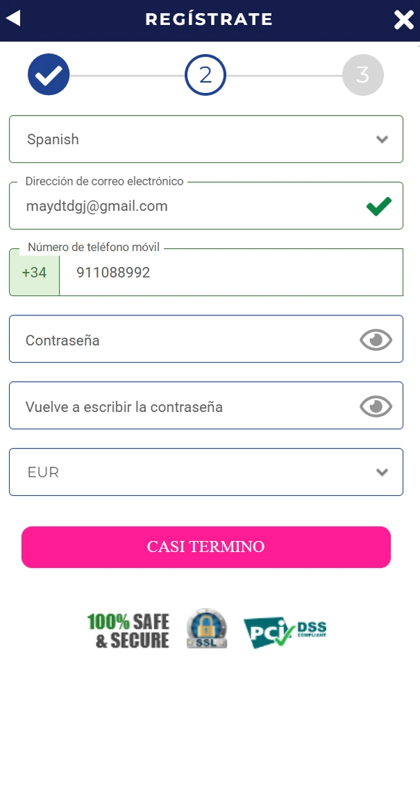 Paso 2 del registro: correo electrónico, contraseña y moneda preferida